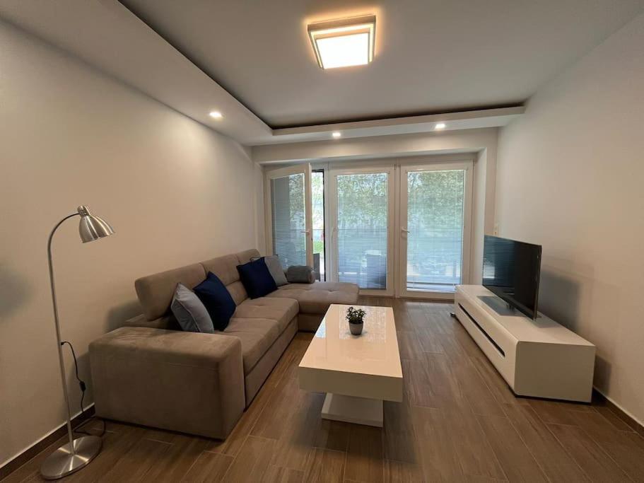 Swan Apartman - ケストヘイ エクステリア 写真